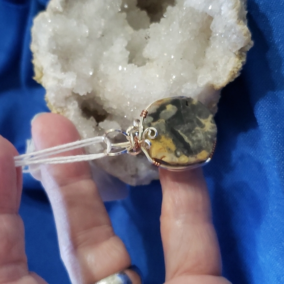 1" Crazy Lace Agate Wire Wrapped Pendant - Picture 3 of 7